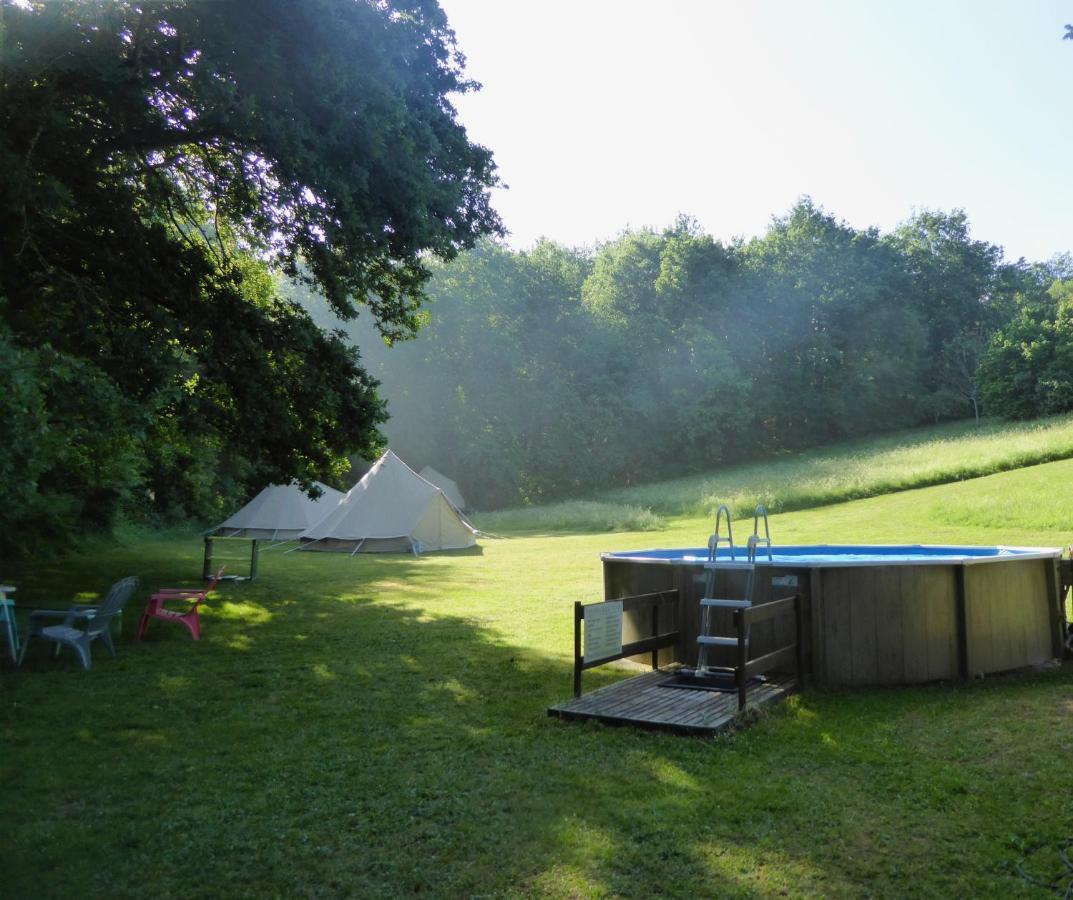 Belair Le Camping Hotel Champagnac-de-Bélair Esterno foto