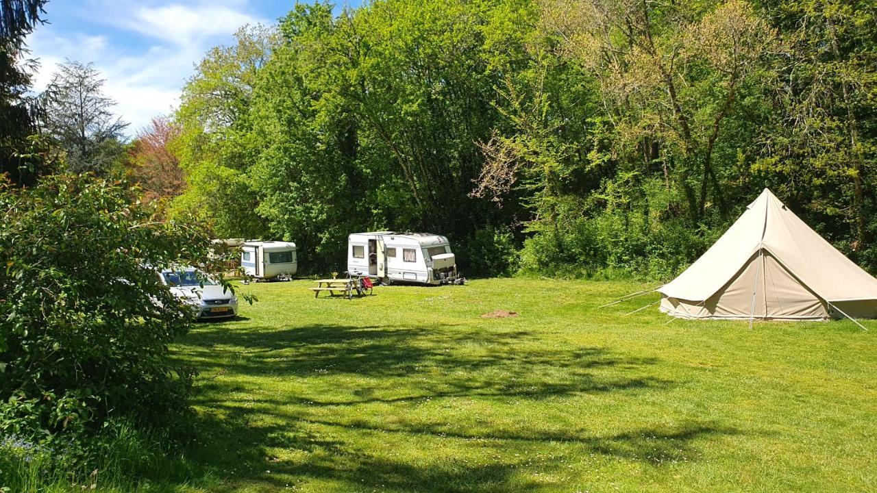 Belair Le Camping Hotel Champagnac-de-Bélair Esterno foto