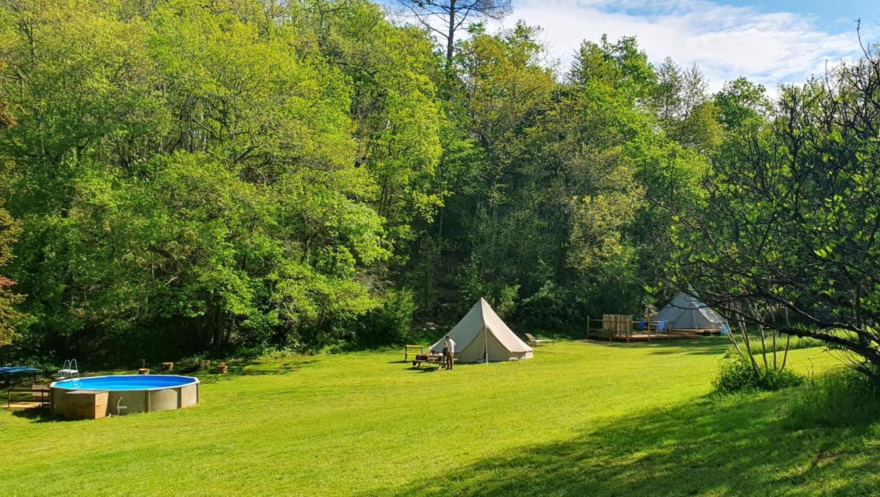 Belair Le Camping Hotel Champagnac-de-Bélair Esterno foto